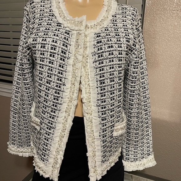 So chic ❤️ - Picture 3 of 10